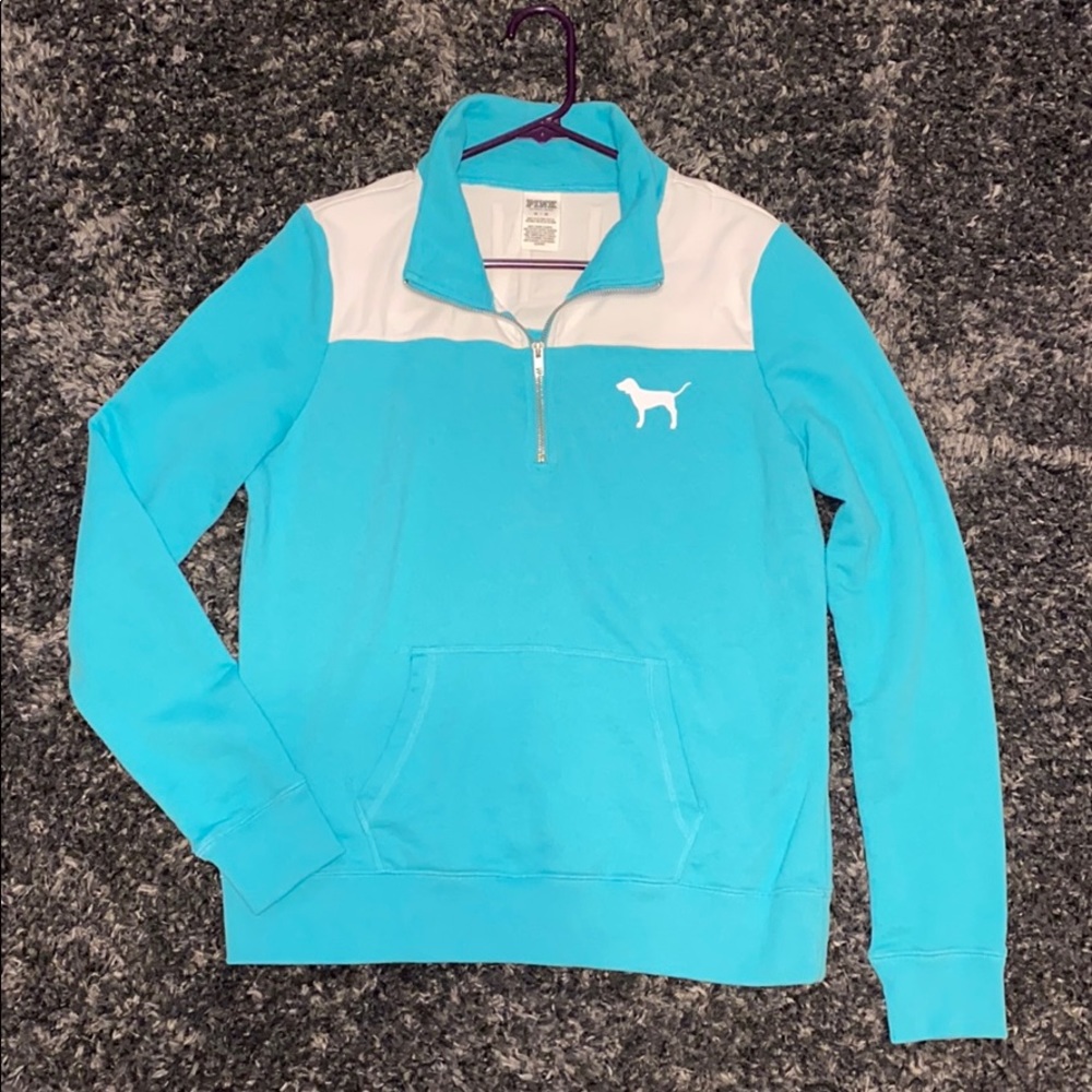 PINK 3/4 zip with flower / leaf PINK on back.